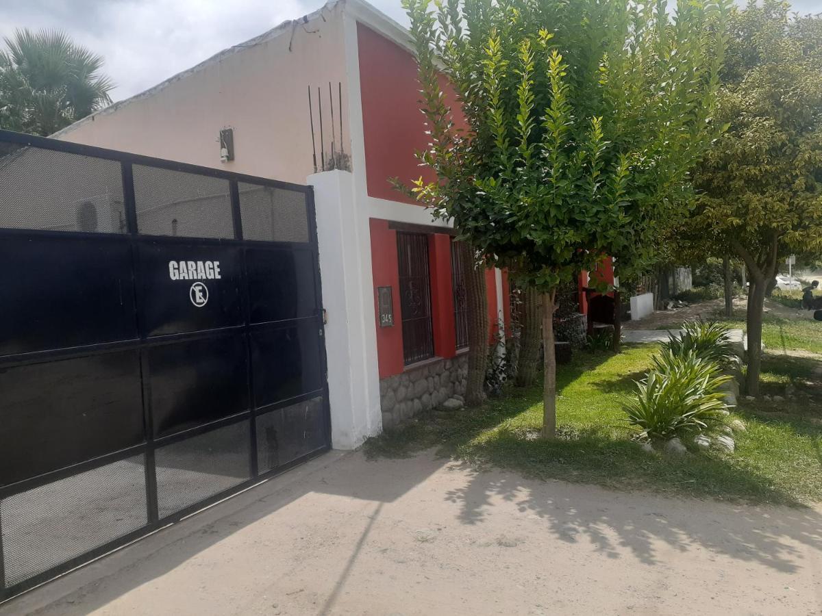 Hostal Candelaria Cafayate Exterior foto